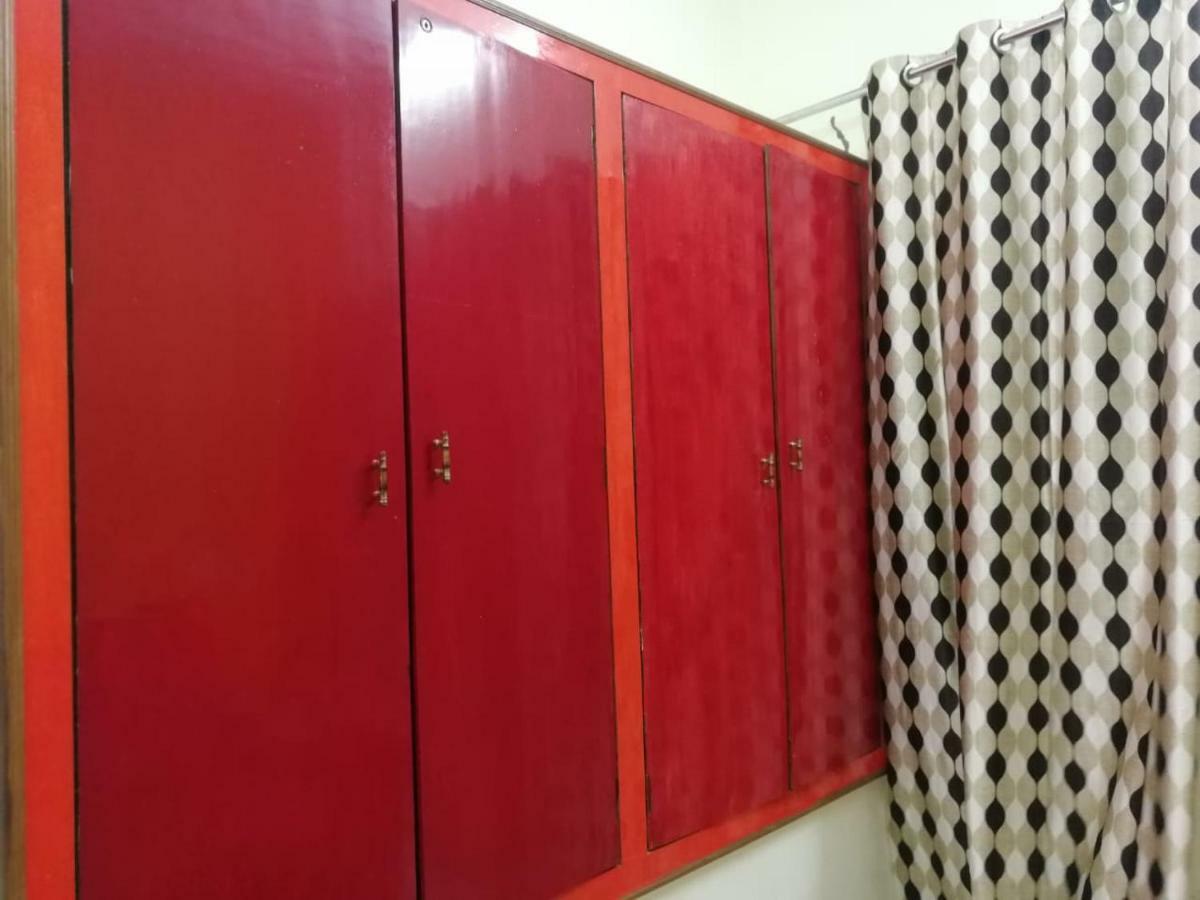 P G On Ganges Varanasi Exterior photo