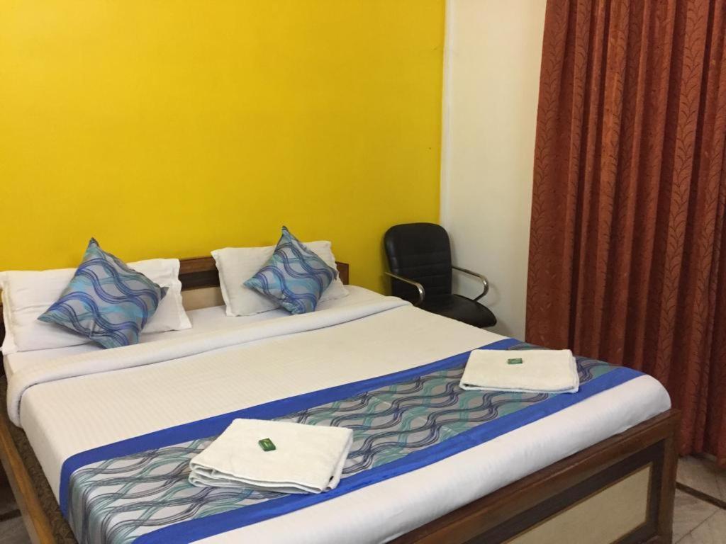 P G On Ganges Varanasi Exterior photo