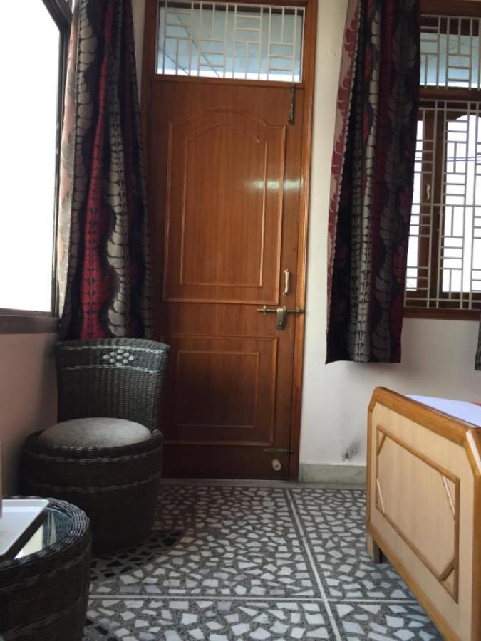 P G On Ganges Varanasi Exterior photo